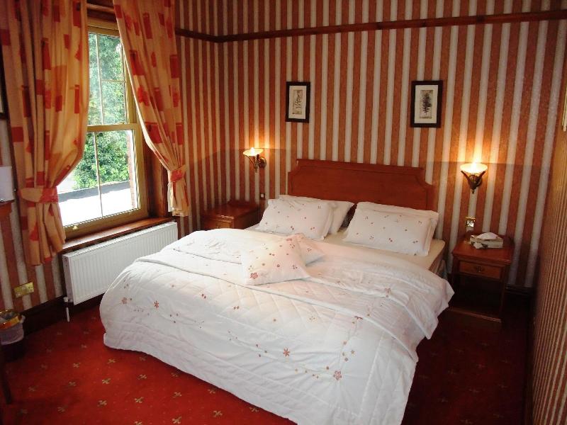 Harefield Manor - Oda