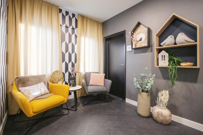 Garner Hotel Essen – Messe - Lobi