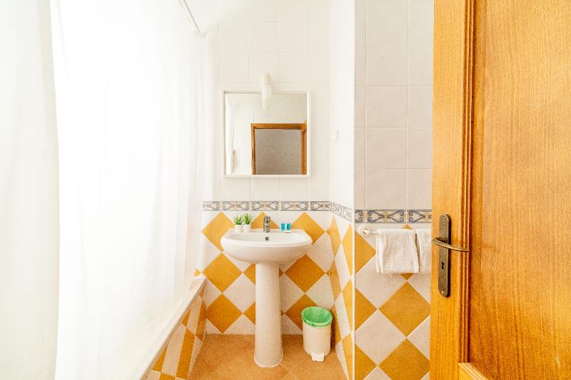 Oasis Beach Apartments - Oda