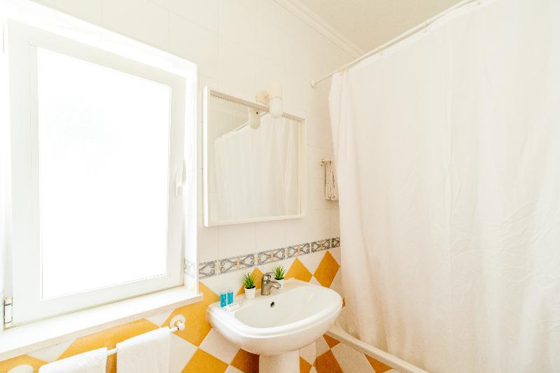 Oasis Beach Apartments - Oda