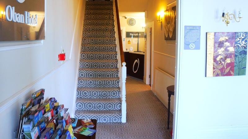 Oban Hotel - Lobi