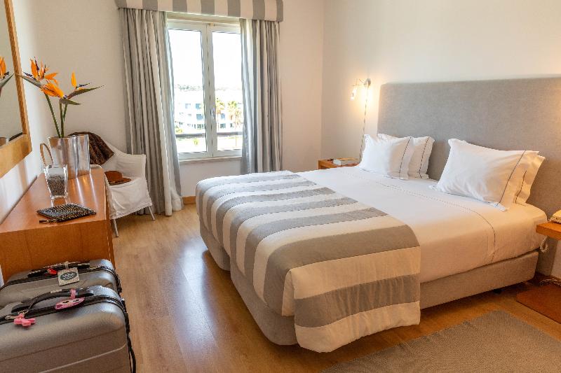 Marina Club Lagos Resort - Oda