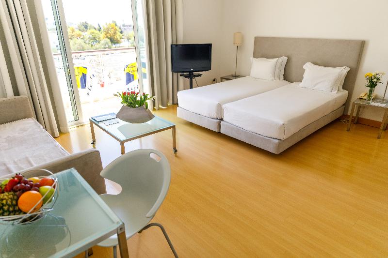 Marina Club Lagos Resort - Oda