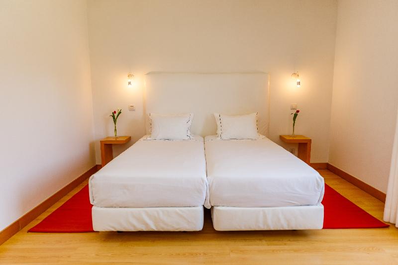 Marina Club Lagos Resort - Oda
