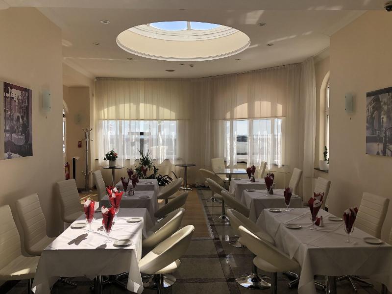 Eastbourne Riviera - Restoran