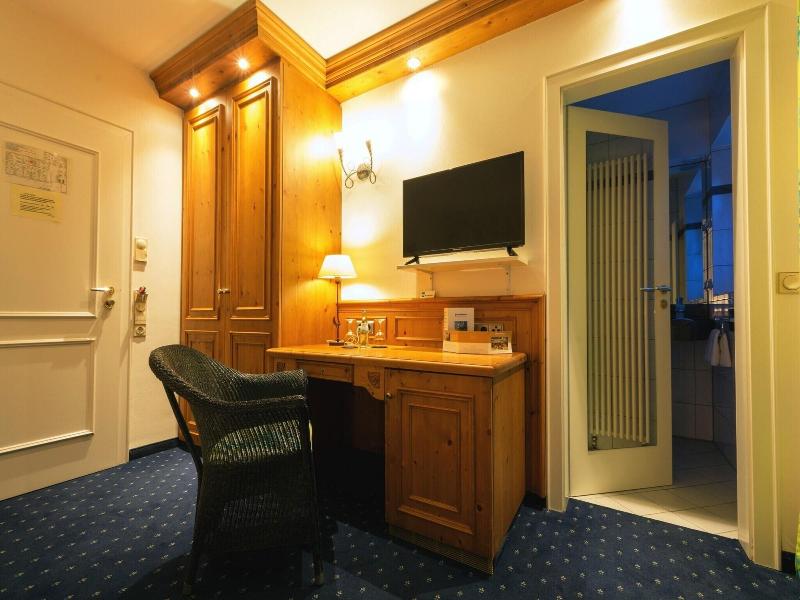 Gimken Landhaushotel - Oda