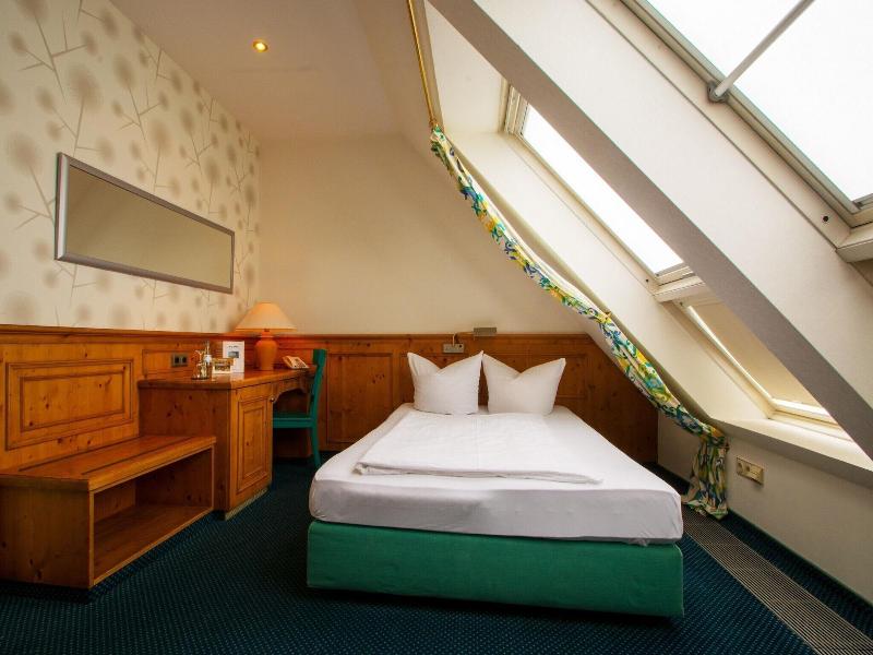 Gimken Landhaushotel - Oda