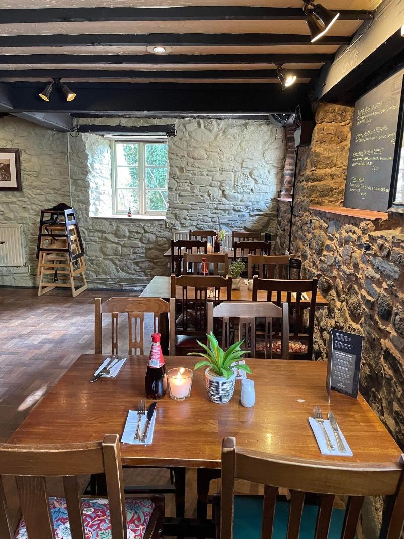 Fountain Inn - Restoran