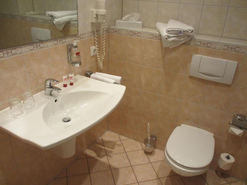 Schlosshotel & Orangerie Klink - Oda
