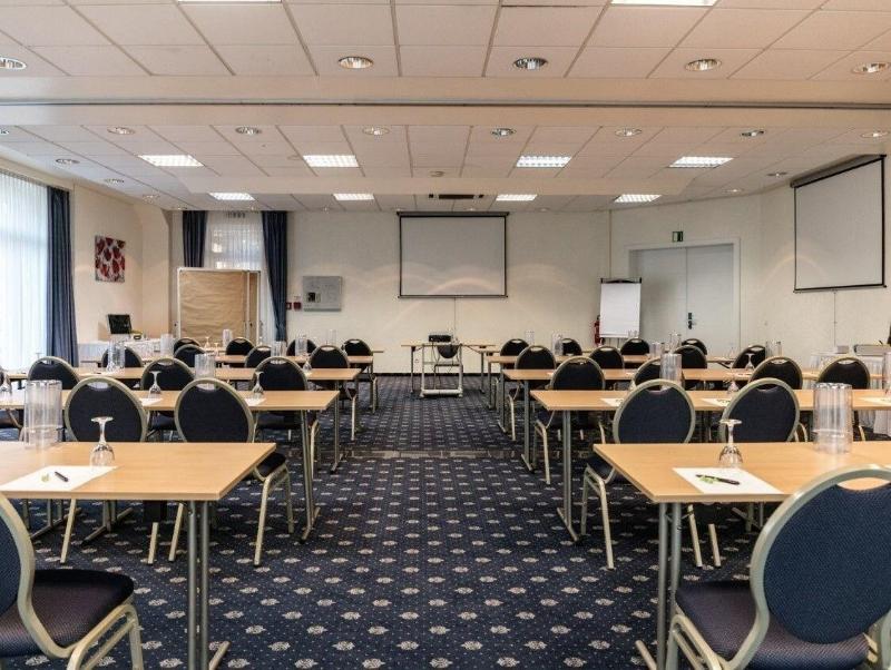 Ysenburger Hof Konferenzhotel - Aktivite