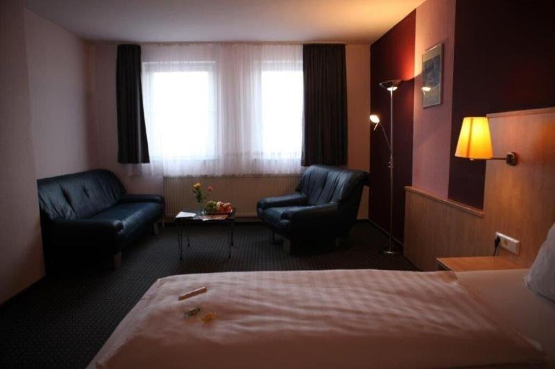 Ysenburger Hof Konferenzhotel - Oda