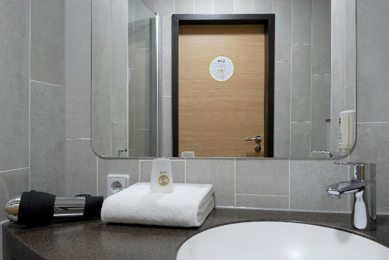 B&B Hotel Offenbach - Oda