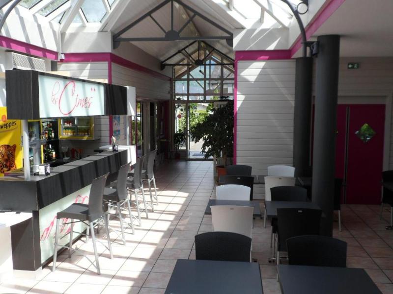 Logis Hotel les Cimes - Genel