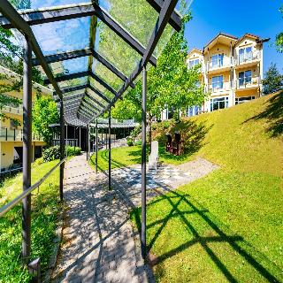 Villa Marburg im Park fotoÄŸrafÄ±