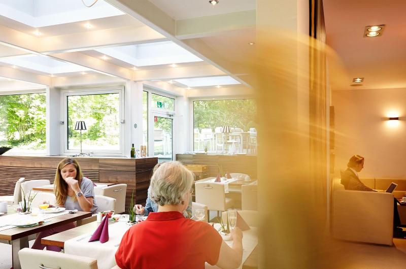 Hotel Bonjour - Restoran