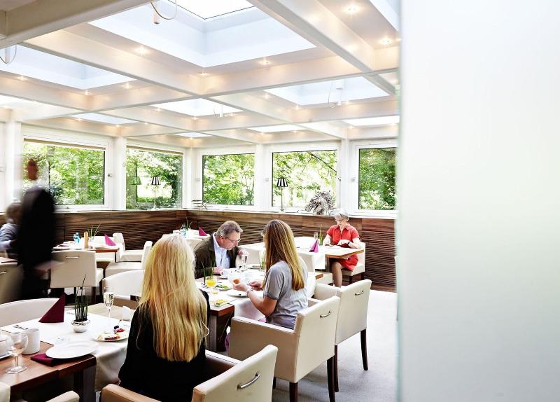 Hotel Bonjour - Restoran