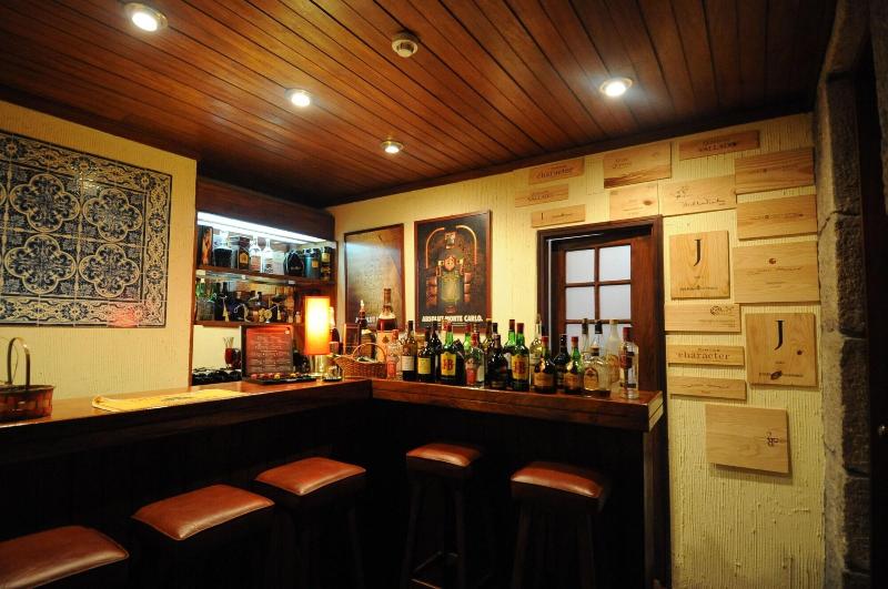 Pensao Residencial Corredoura - Bar