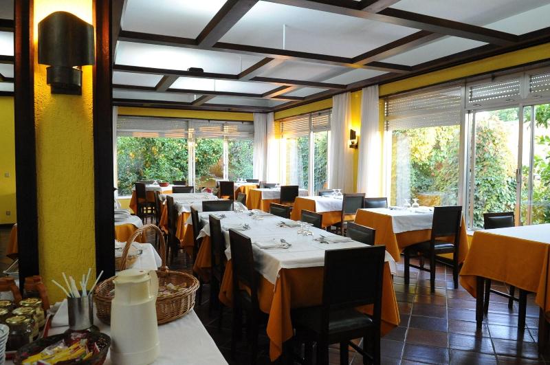 Pensao Residencial Corredoura - Restoran