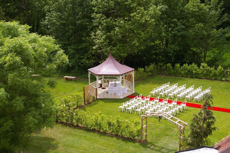 Farnham House - Toplantı