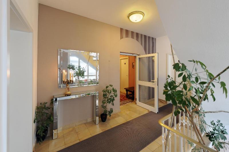 Villa Diana Westend - Genel