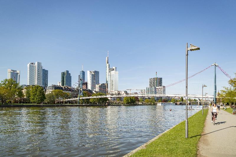 Premier Inn Frankfurt City Centre - Genel