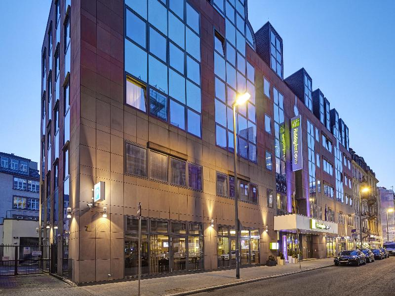 Premier Inn Frankfurt City Centre - Genel