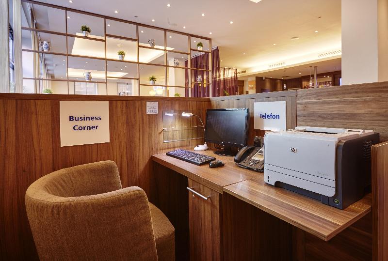 Premier Inn Frankfurt City Centre - Genel
