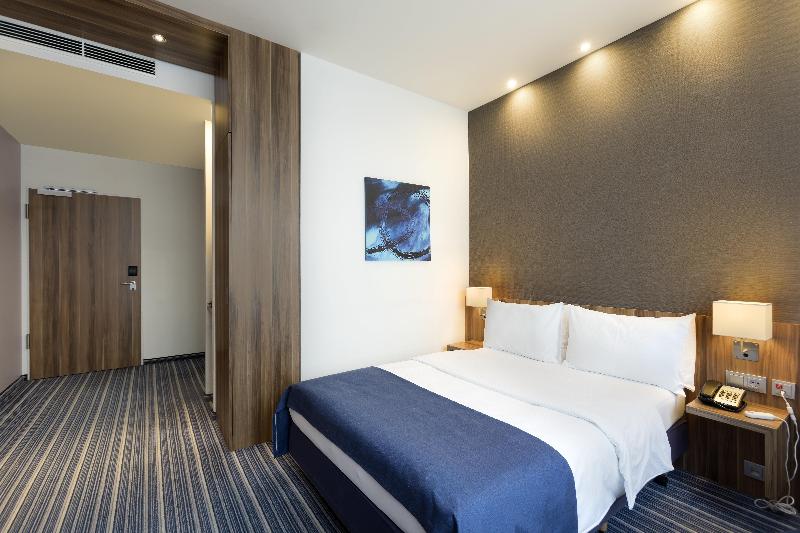 Premier Inn Frankfurt City Centre - Oda