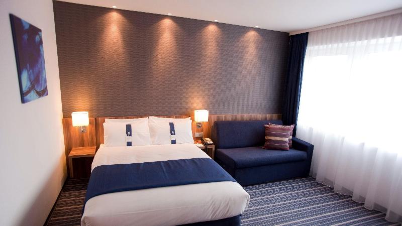 Premier Inn Frankfurt City Centre - Oda
