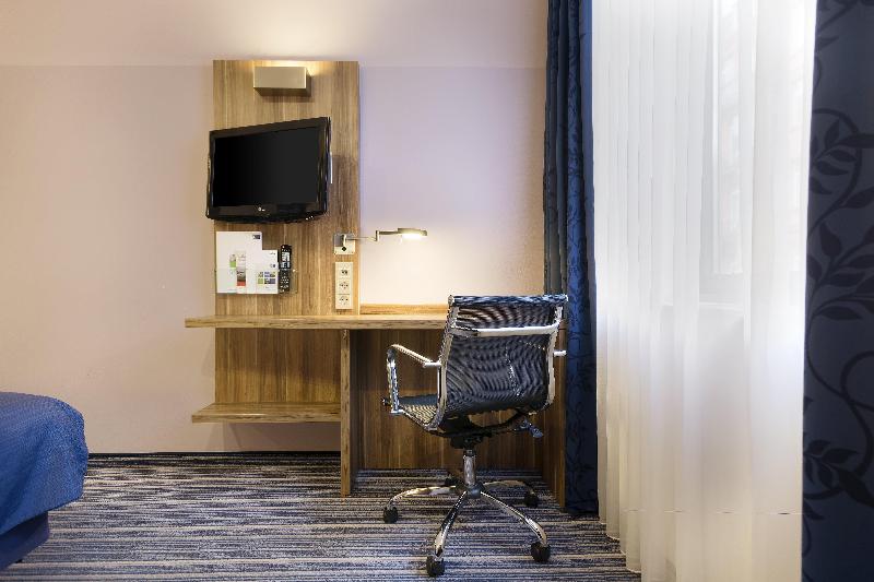 Premier Inn Frankfurt City Centre - Oda