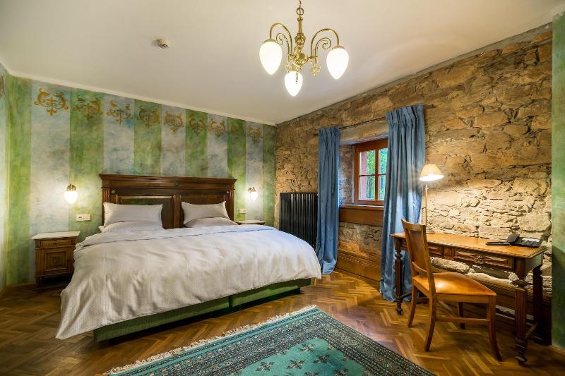 Schlosshotel Weyberhöfe - Oda