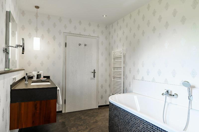 Schlosshotel Weyberhöfe - Oda