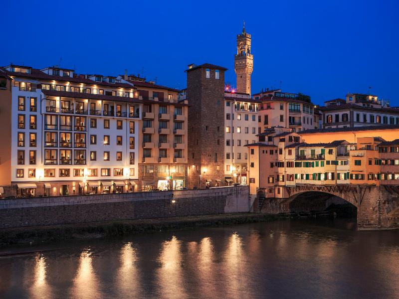 Portrait Firenze - Genel