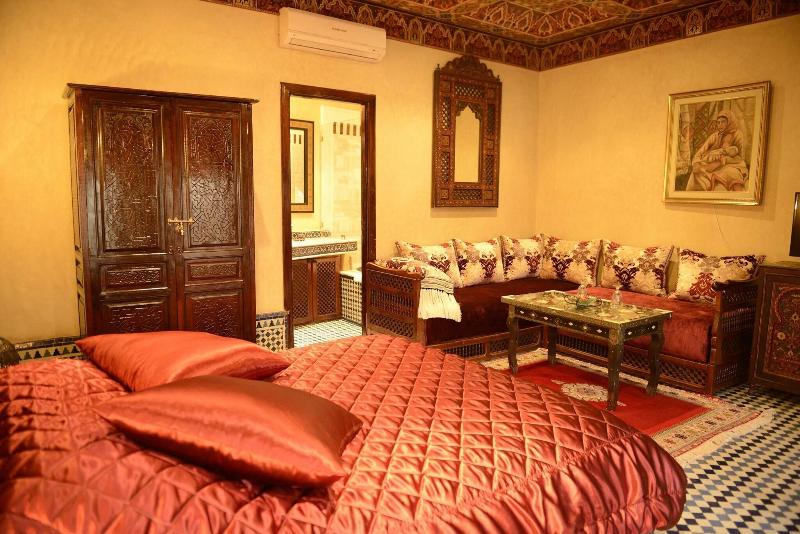 Riad El Yacout - Oda