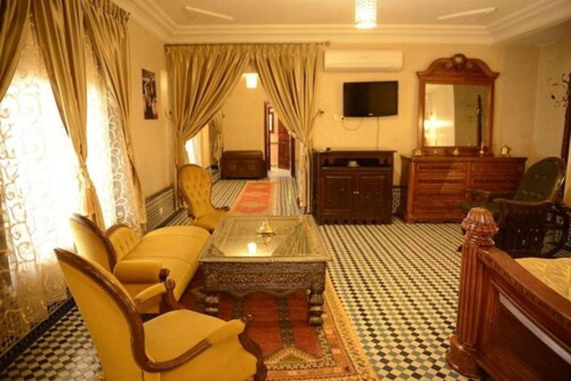 Riad El Yacout - Oda