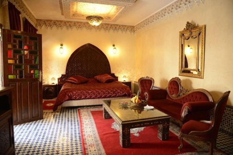Riad El Yacout - Oda