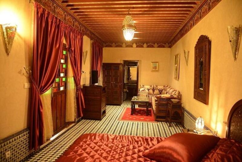 Riad El Yacout - Oda