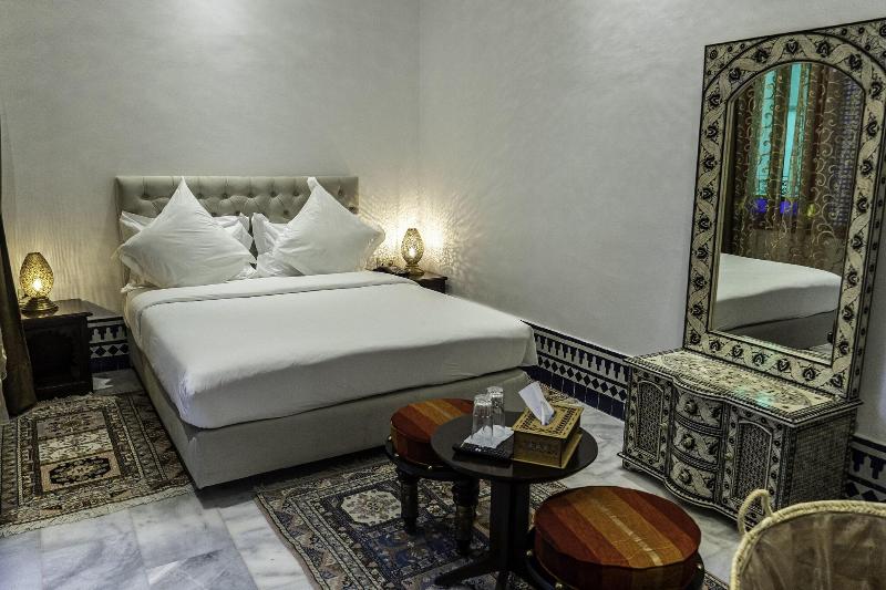 Riad El Yacout - Oda