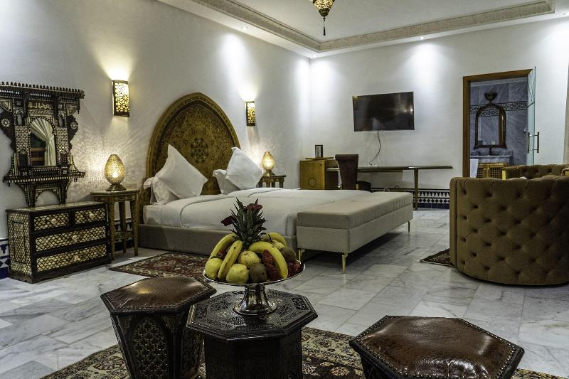 Riad El Yacout - Oda