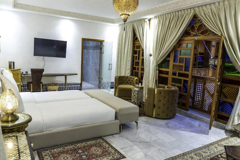 Riad El Yacout - Oda