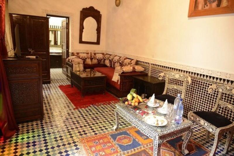 Riad El Yacout - Oda