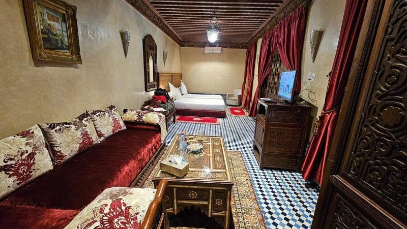 Riad El Yacout - Oda