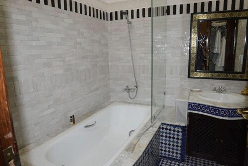 Riad El Yacout - Oda