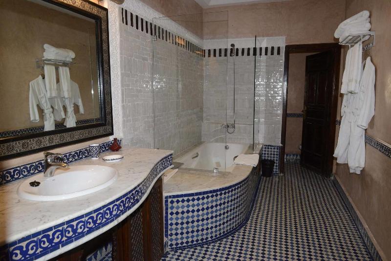 Riad El Yacout - Oda