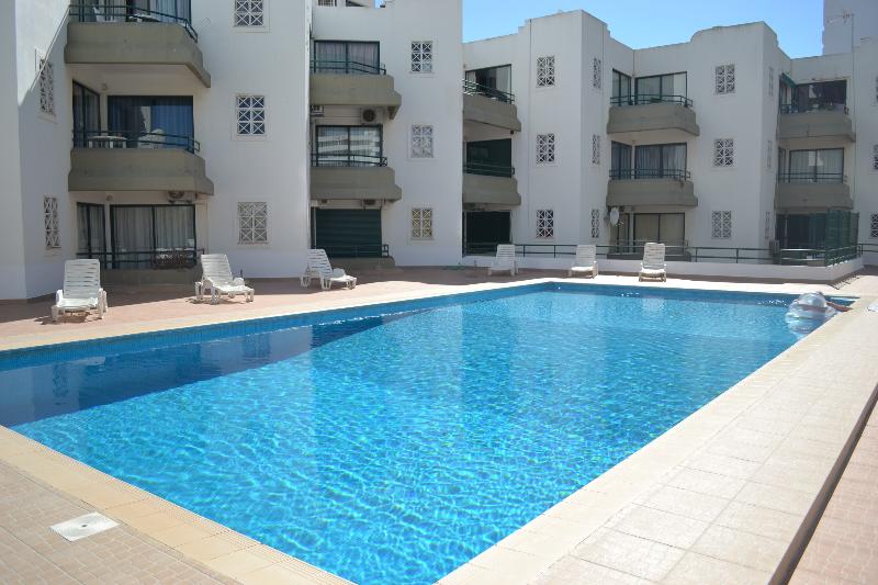 Algamar Apartments by Garvetur - Havuz