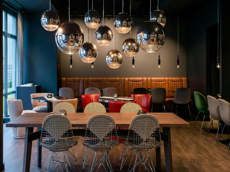 Motel One Frankfurt-East Side - Genel