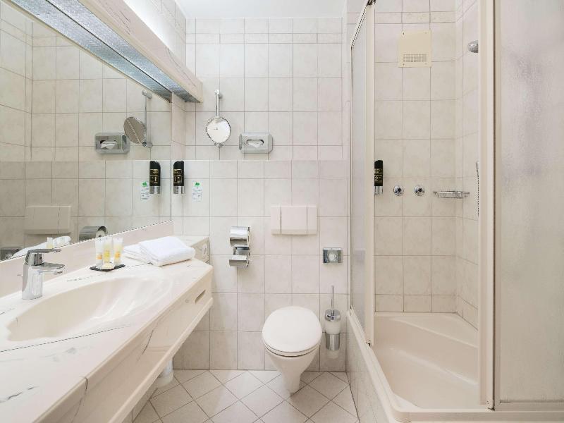Sure Hotel by Best Western Rhoen Garden - Oda