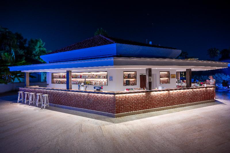 ADORA HOTEL & RESORT - Bar