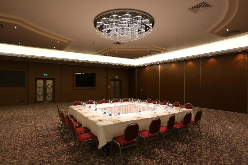ADORA HOTEL & RESORT - Toplantı