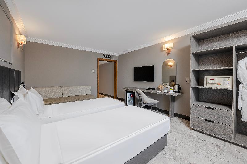 ADORA HOTEL & RESORT - Oda